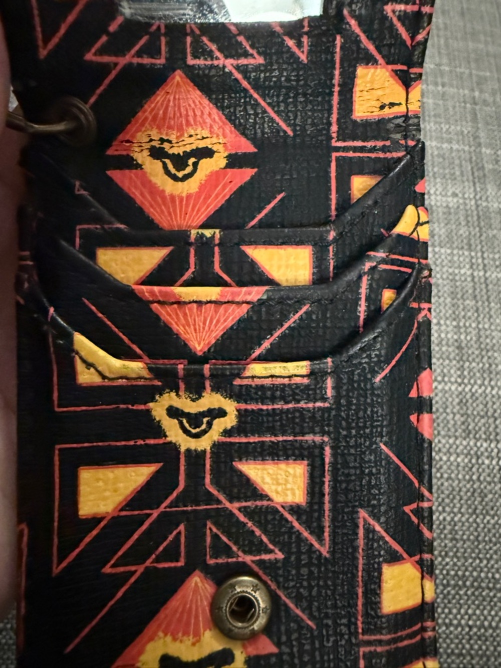 Lion King Card Case Keychain with Simba Accent - Picture 4 of 4